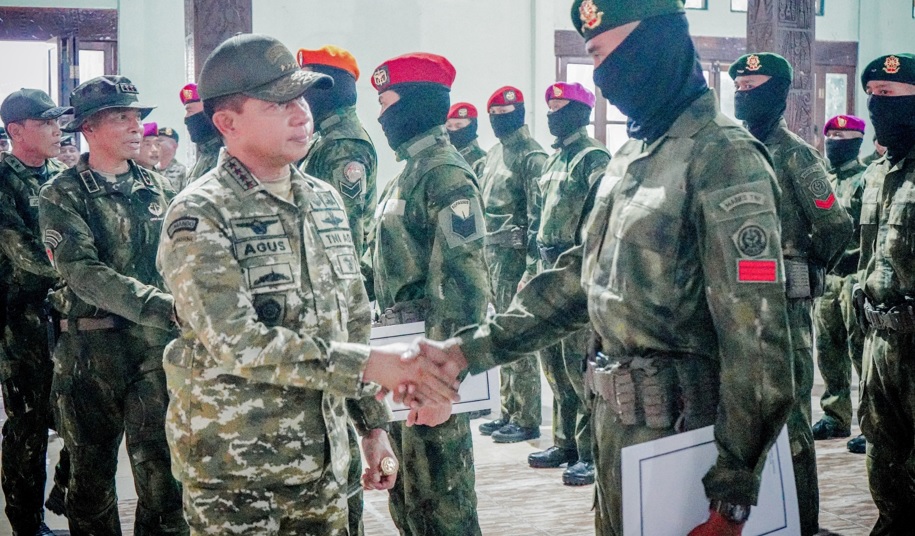 Jenderal Kopassus Lucky Avianto Apresiasi Keberanian Pasukan Khusus dalam Operasi Memburu KKB di Papua
